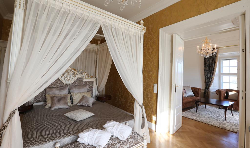 Apartment Schloss Schoenbrunn Grand Suite Vienna