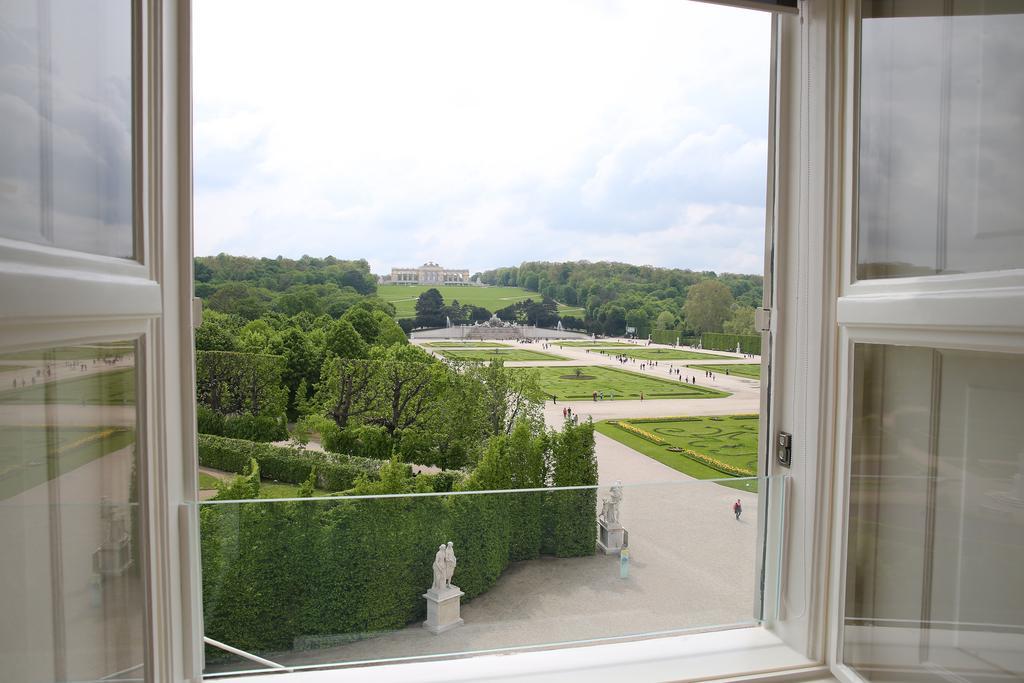 Schloss Schoenbrunn Grand Apartament *