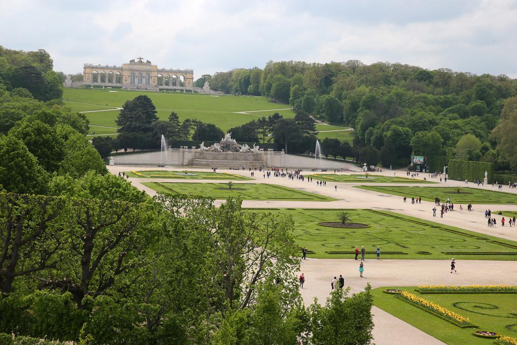 Schloss Schoenbrunn Grand Apartament *